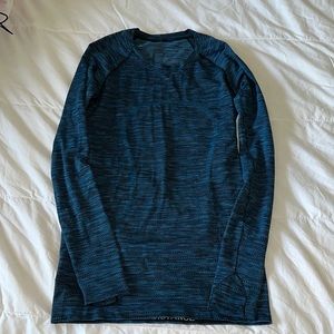 Lululemon long sleeve shirt